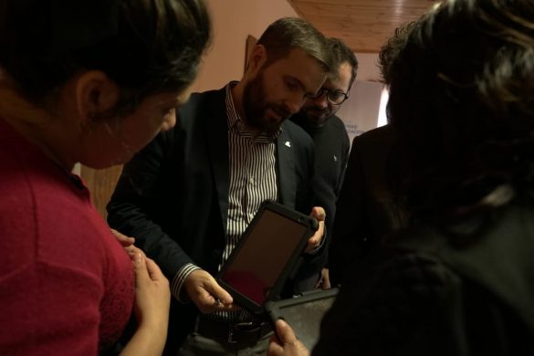 La campaña de entrega de tablets continuó con familias del oeste pampeano