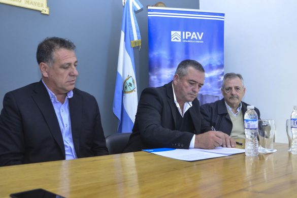 Seis localidades firmaron convenios para viviendas del Plan “Mi Casa 4”