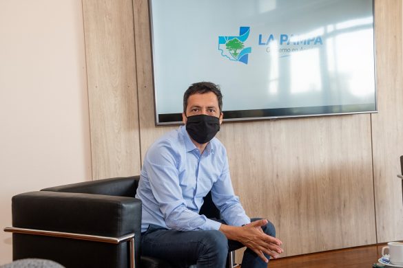 El Gobernador Sergio Ziliotto recibió a dirigentes de Ferro de Pico