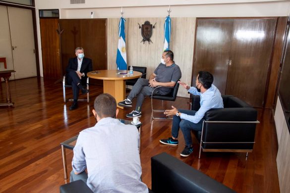 El Gobernador Sergio Ziliotto recibió a dirigentes de Ferro de Pico
