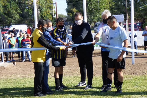 El río Colorado da vida y realidad al sueño de la cancha de césped natural en 25 de Mayo