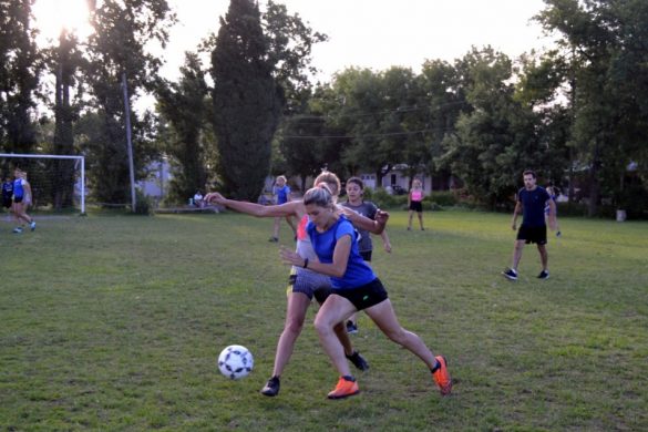 «Sin Límites» se ilusiona con levantar la copa mayor del Provincial de Fútbol Femenino