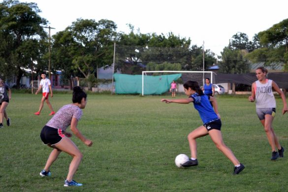 «Sin Límites» se ilusiona con levantar la copa mayor del Provincial de Fútbol Femenino