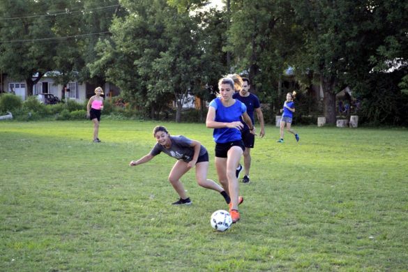«Sin Límites» se ilusiona con levantar la copa mayor del Provincial de Fútbol Femenino
