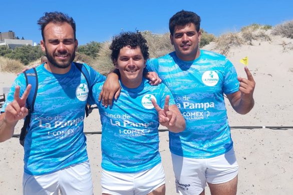Fútbol playa: triunfo y derrota en Madryn