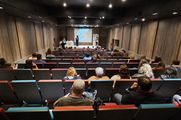 “Conversatorio de Mujeres y Diversidades», en 25 de Mayo