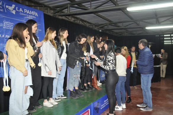 Nuevo reconocimiento a deportistas pampeanos destacados