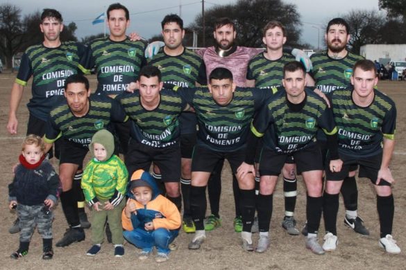 Fútbol Municipal: cuatro equipos para un lugar en la B del Apertura