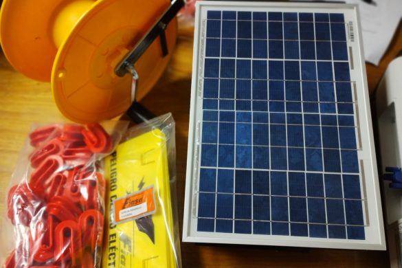 Concretaron la primera entrega de boyeros solares a productores