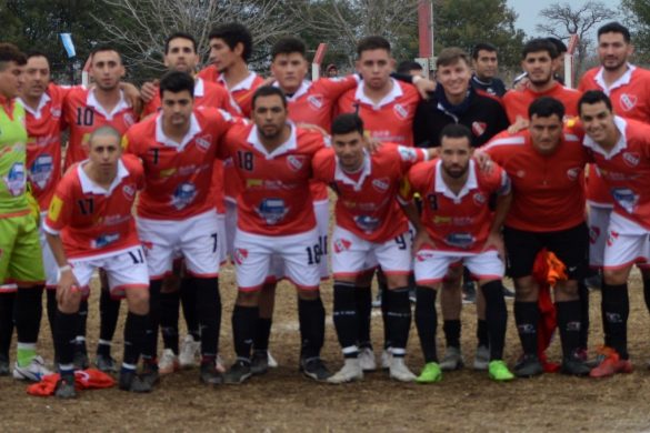 Fútbol Municipal: cuatro equipos para un lugar en la B del Apertura