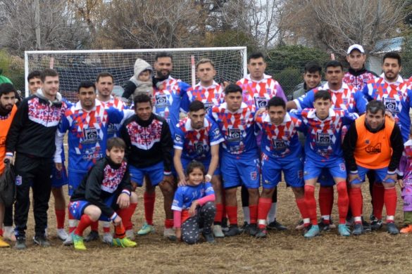 Fútbol Municipal: cuatro equipos para un lugar en la B del Apertura