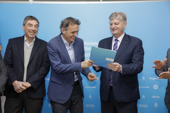 Se firmó el contrato y el inicio de obra del acueducto a General Pico