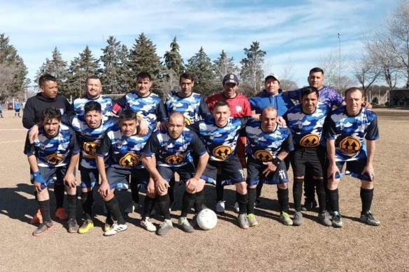 Fútbol Senior: la zona oeste en acción