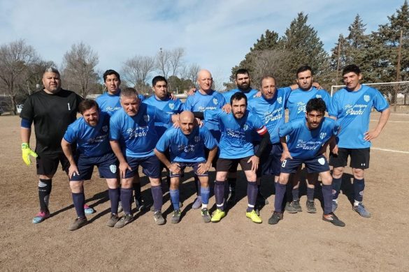 Fútbol Senior: la zona oeste en acción