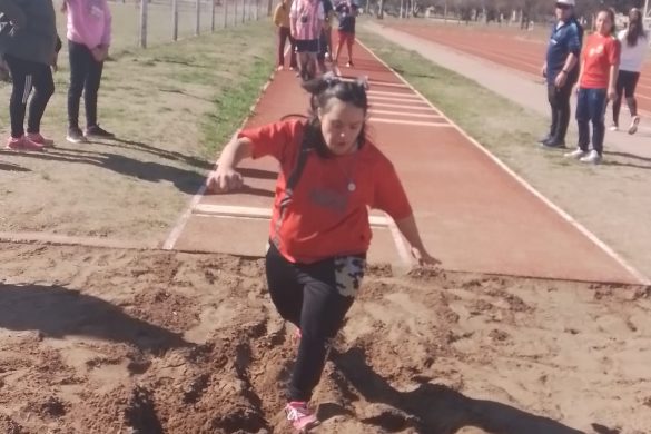 Deporte Adaptado: concentraciones de atletismo y natación