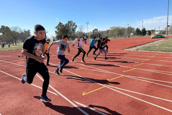 Deporte Adaptado: concentraciones de atletismo y natación