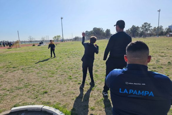 Deporte Adaptado: concentraciones de atletismo y natación