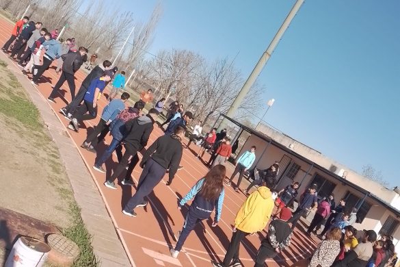 Deporte Adaptado: concentraciones de atletismo y natación