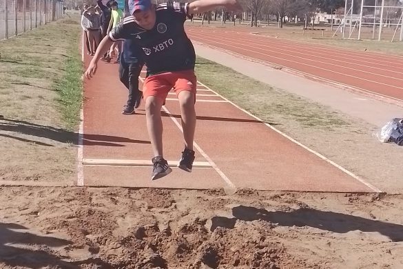 Deporte Adaptado: concentraciones de atletismo y natación