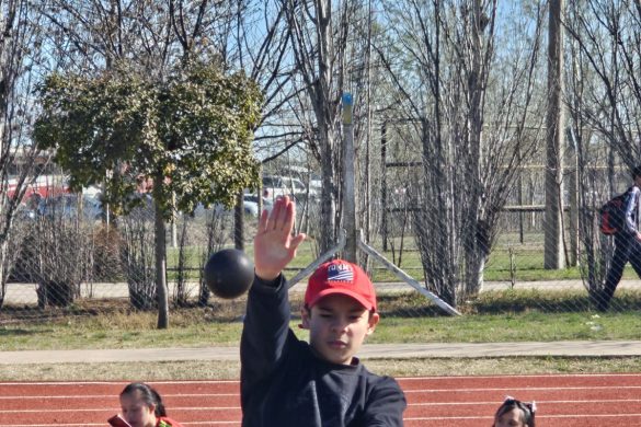Deporte Adaptado: concentraciones de atletismo y natación