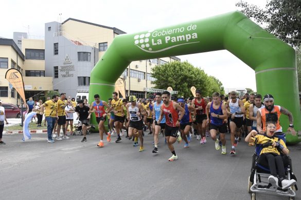Exitosa Correcaminata por el 70 aniversario Dirección Provincial de Vialidad