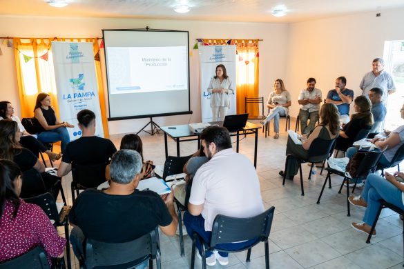 Trabajo territorial de Producción para difundir políticas públicas en municipios del interior