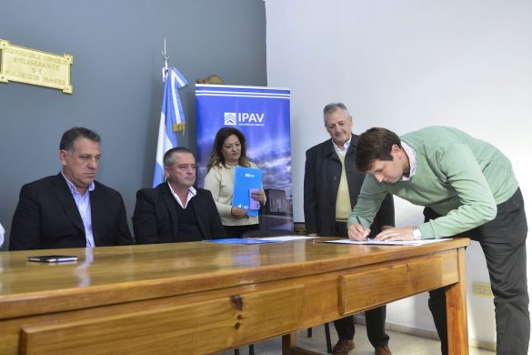 Seis localidades firmaron convenios para viviendas del Plan “Mi Casa 4”